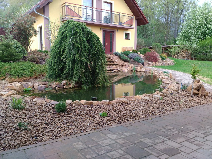 Rekonstrukce okrasného jezírka v Přestanově