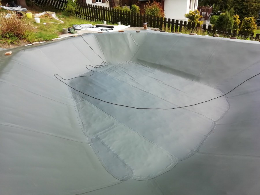 Fóliování bazénu v Mikulově