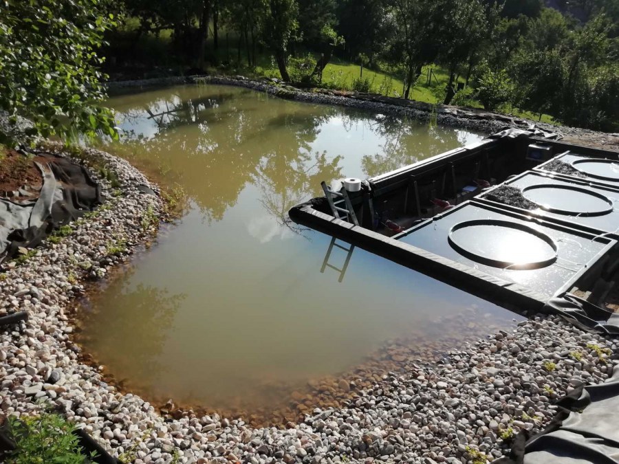 Dodávka technologie ke koupacímu jezírku 120m³ ve Velkých Popovicích