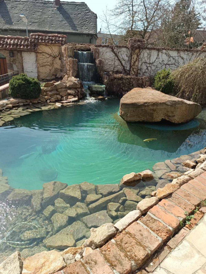 Okrasné jezírko v Mariánských Radčicích