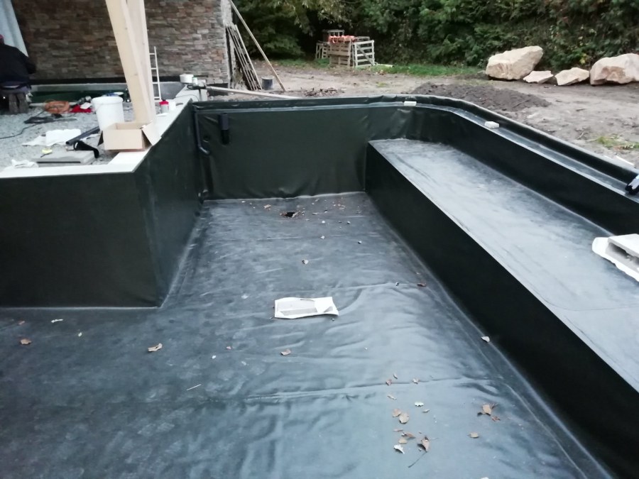 Koupací jezírko v Brandýse nad Labem