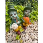 Vodník s kapříkem sedící malý (polyresin)