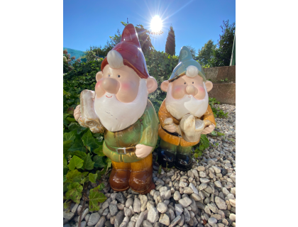 Trpaslík větší (keramika)