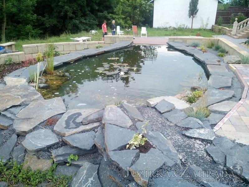 Realizace koupacího jezírka v Ludvíkovicích