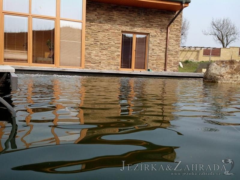 Stavba koupacího jezírka 65m3 v Korozlukách