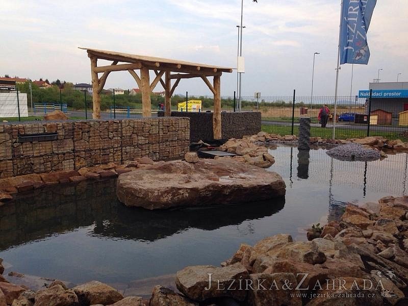 Venkovní prodejna : Jezírka - Zahrady s.r.o.