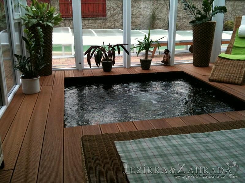 Stavba jezírka v zimní zahradě